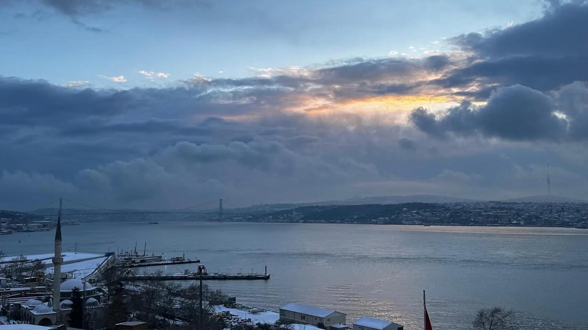 Deluxe Duplex In City Center With 210 Degrees Bosphorus Viewed Istanbul Apartment